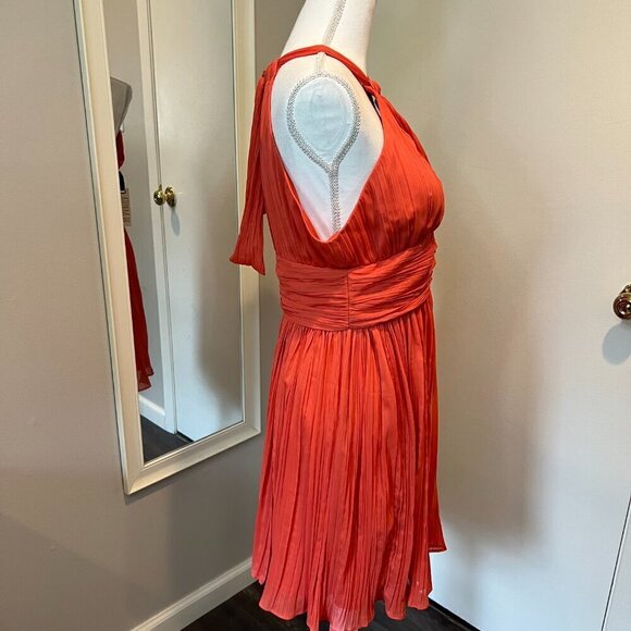 NWT BB Dakota Tangerine Garland Crepe Halter dress, Size 10 - Picture 7 of 16